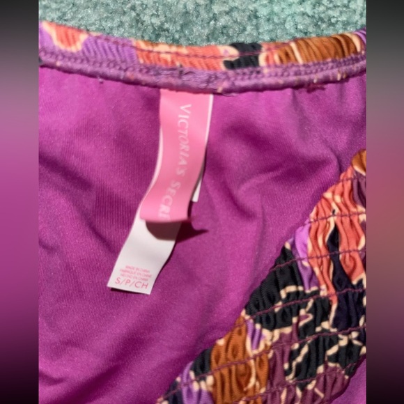 Victoria’s Secret Bikini (Set)Smocked - Size:Small - Triangle Top- Cheeky Bottom - Picture 3 of 5